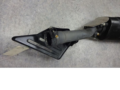 Snett nerifrån på Ljuddämpare från en Suzuki GSX-R 1000 -2007 motorcykel.