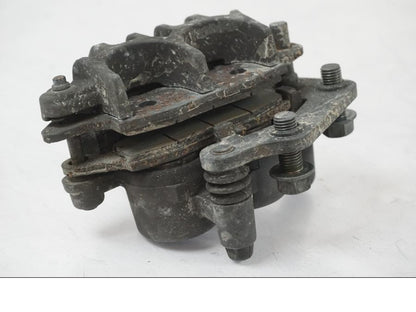 Vänster sida på Bromsok från en Suzuki SV 650 S -2005 motorcykel.