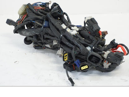 Snett uppifrån på Kabelstam från en Yamaha YZF R6 -2006 motorcykel.