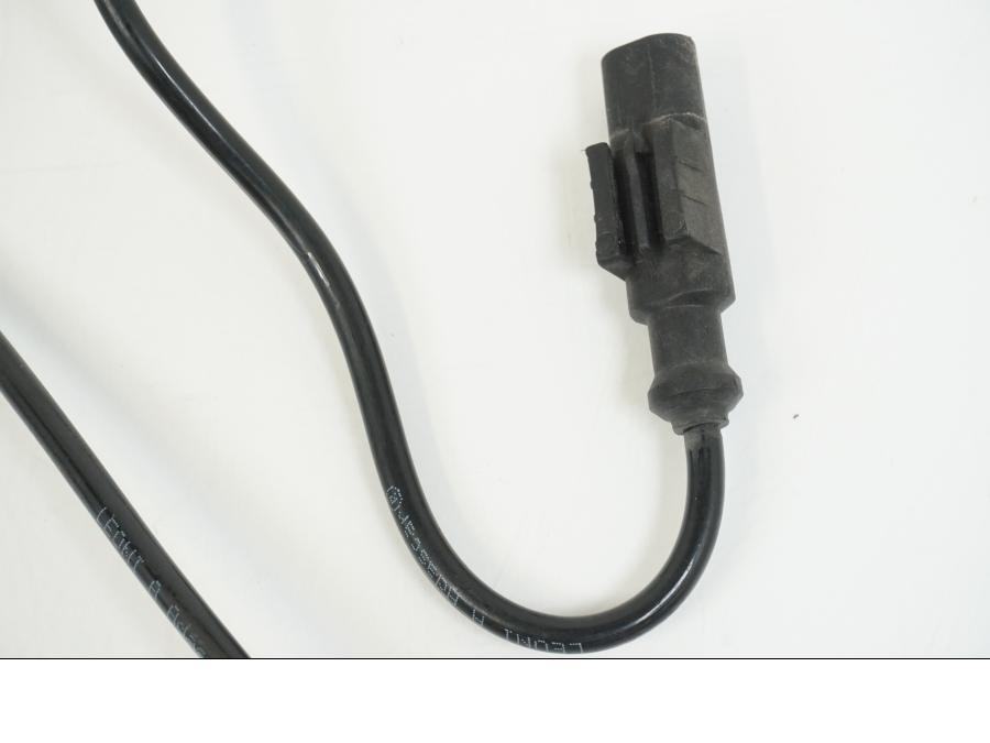 Höger sida på ABS givare från en BMW S 1000 R -2019 motorcykel.