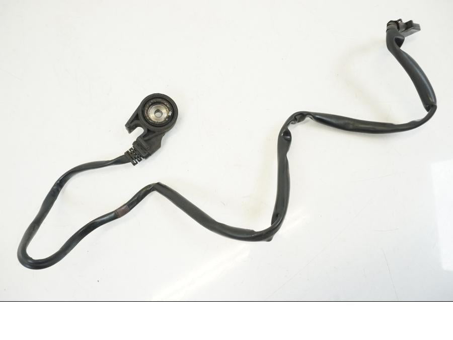 Framsidan på Sidostödsbrytare från en Honda CB 750 -2002 motorcykel.