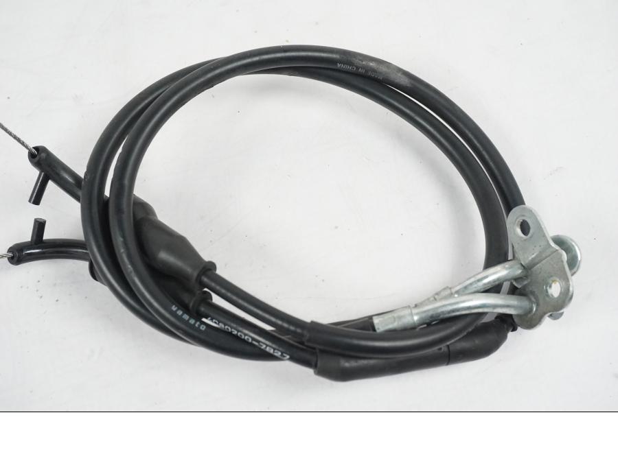 Vänster sida på Gasvajer från en Yamaha YZF 1000 R1 -2007 motorcykel.