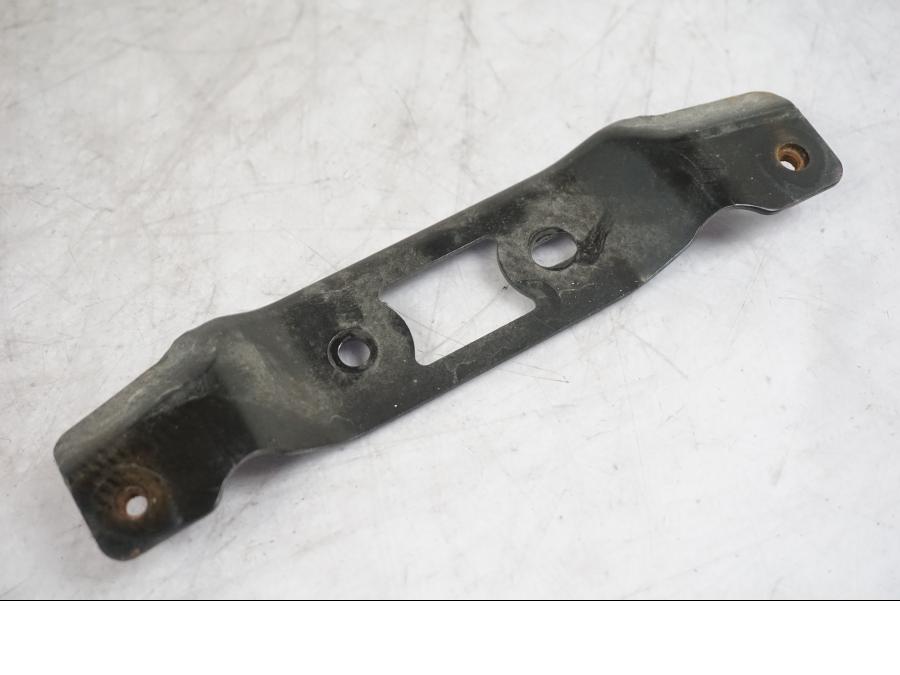 Baksidan på Bakvingefäste från en Triumph Tiger -2009 motorcykel.