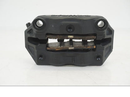 Baksidan på Bromsok från en BMW S 1000 XR -2019 motorcykel.