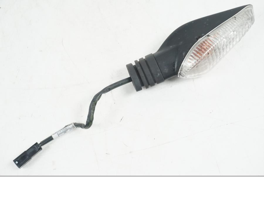 Framsidan på Blinkers från en Ducati Hyperstrada -2013 motorcykel.