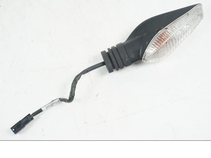 Framsidan på Blinkers från en Ducati Hyperstrada -2013 motorcykel.