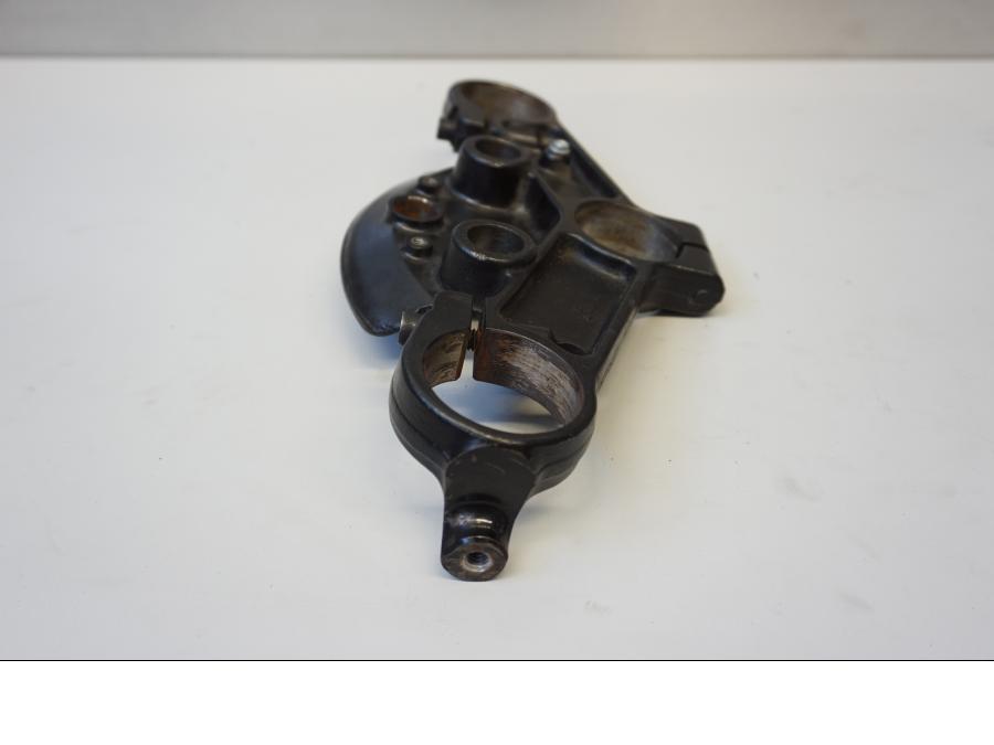 Höger sida på Gaffelkrona från en H-D Street Glide FLHX -2015 motorcykel.