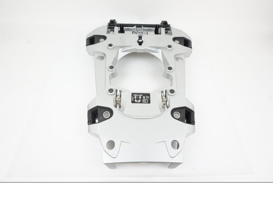 Baksidan på Pakethållare från en BMW R 1200 GSA -2018 motorcykel.