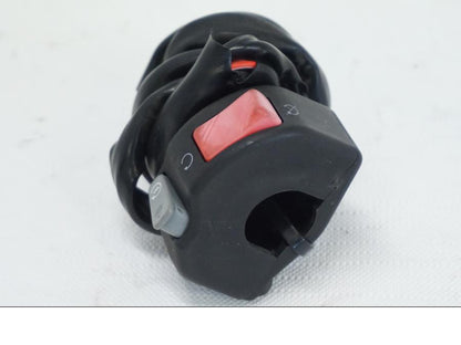 Baksidan på Styrelreglage från en Yamaha TDM 850 -1998 motorcykel.