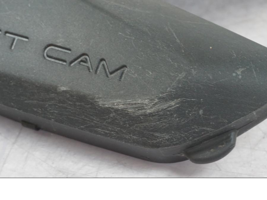 Höger sida på Ventilkåpskydd från en BMW R 1250 GSA -2024 motorcykel.