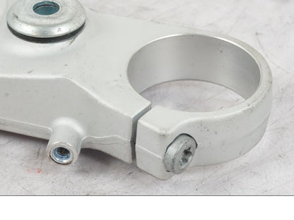 Höger sida på Gaffelkrona från en KTM 690 Duke -2015 motorcykel.