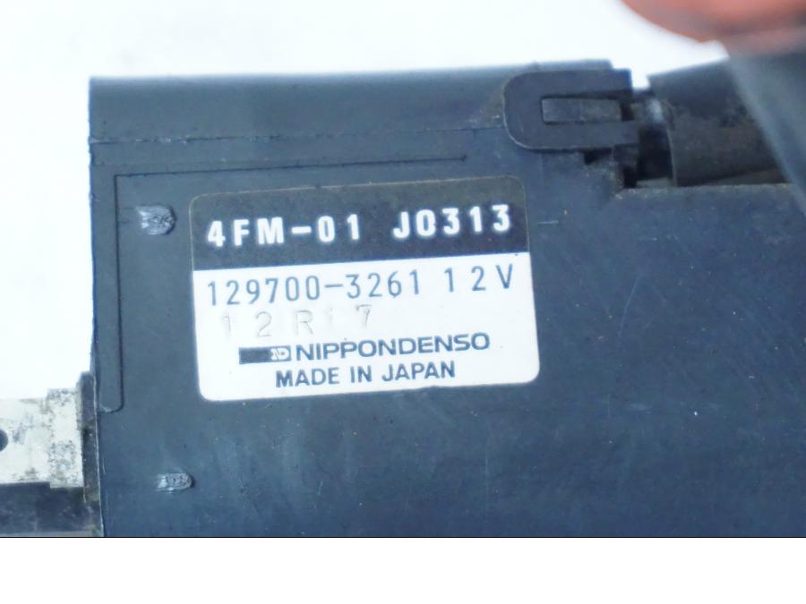 Höger sida på Tändspole från en Yamaha YZF 1000 R -1997 motorcykel.