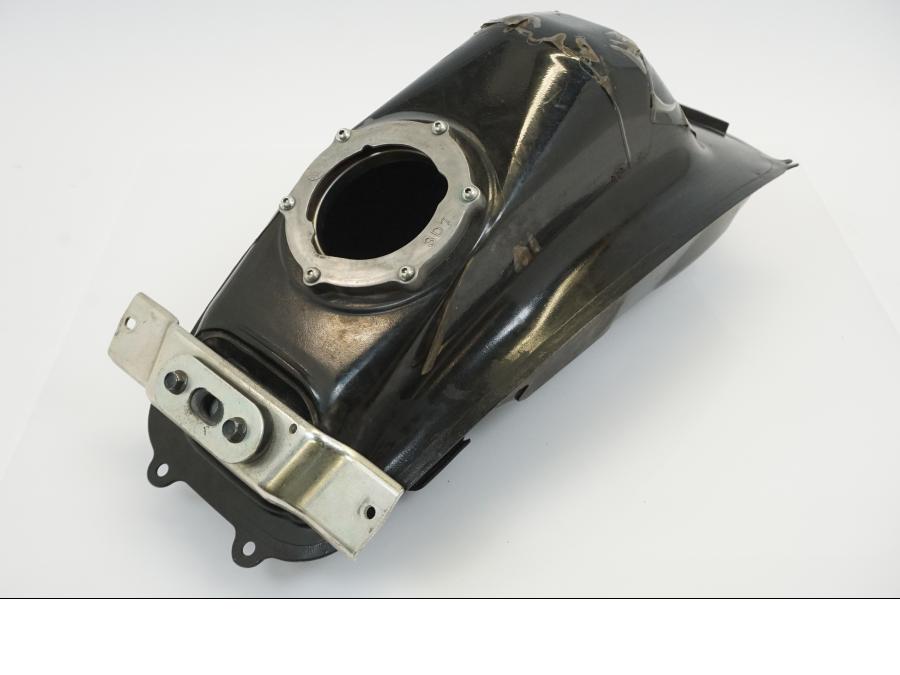 Vänster sida på Bensintank från en Yamaha WR 125 -2010 motorcykel.