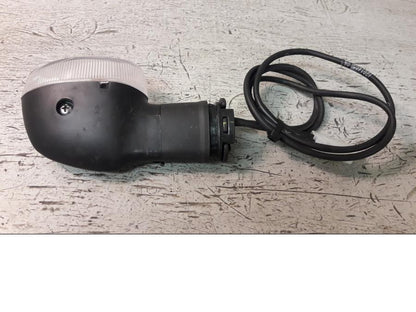 Baksidan på Blinkers från en Yamaha MT-09 -2014 motorcykel.