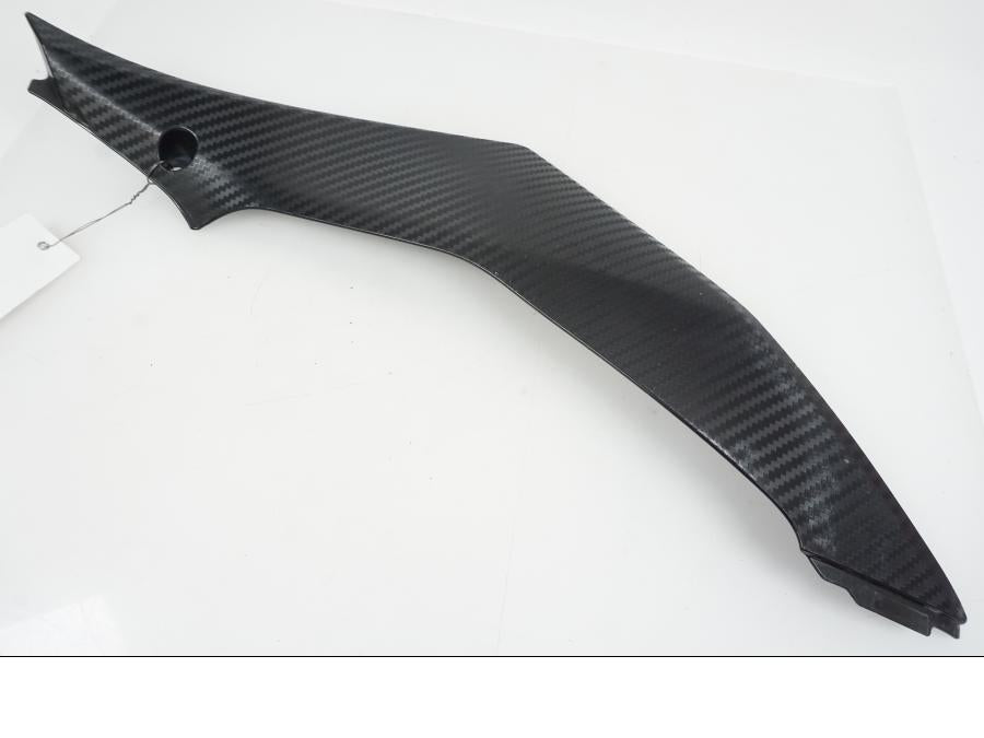 Vänster sida på Bensintankskåpa från en Suzuki GSX-R 1000 -2007 motorcykel.