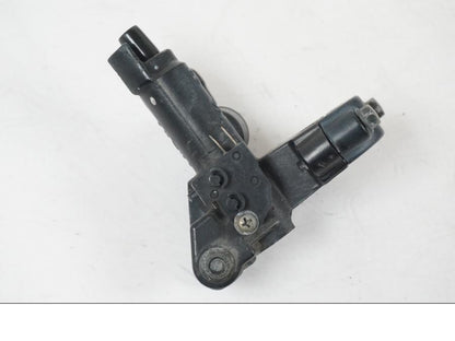 Snett uppifrån på Bromshuvudcylinder från en Suzuki SV 650 S -2005 motorcykel.