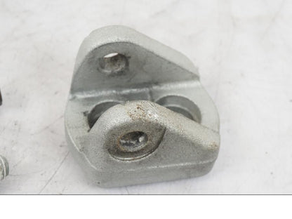 Höger sida på Fotpinne från en KTM 690 Duke -2015 motorcykel.