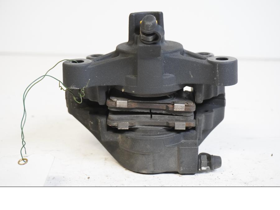 Höger sida på Bromsok från en Kawasaki ZZ-R 1400 -2010 motorcykel.