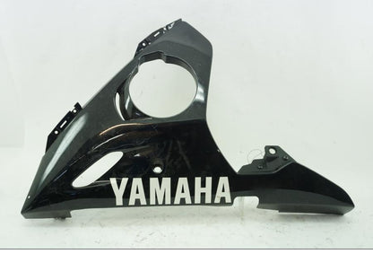 Framsidan på Magkåpa från en Yamaha YZF R6 -2003 motorcykel.