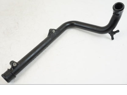 Snett nerifrån på Vattenrör från en Yamaha YZF 1000 R1 -2009 motorcykel.