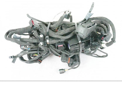 Baksidan på Kabelstam från en BMW R 1250 GSA -2021 motorcykel.