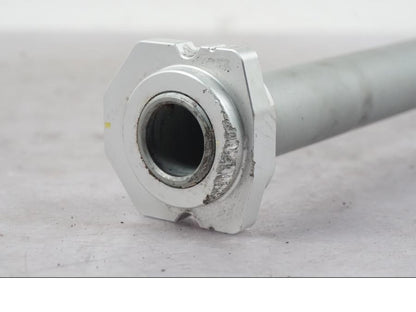 Höger sida på Axel från en Ducati Multistrada V4 -2024 motorcykel.