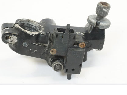 Vänster sida på Kopplingsklo från en Kawasaki GPZ 600 R -1985 motorcykel.