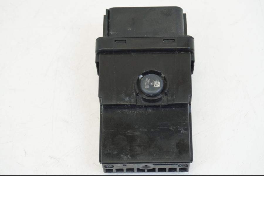 Baksidan på Styrdon från en BMW R 1250 GS -2019 motorcykel.