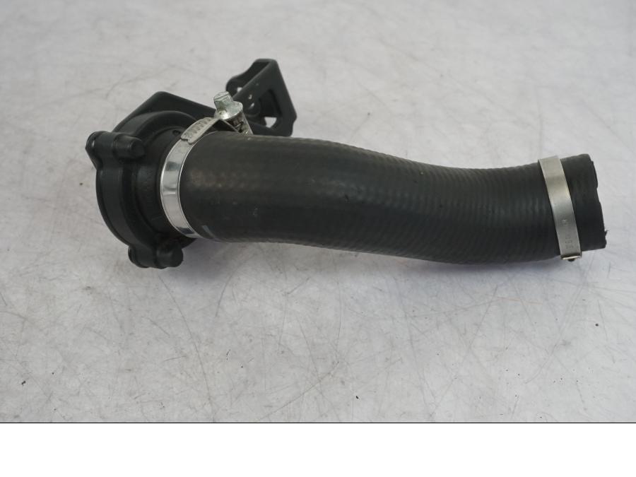 Vänster sida på Oljelock från en KTM 1290 Super Adventure R -2018 motorcykel.