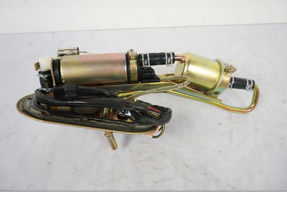 Höger sida på Bensinpump insprut från en Kawasaki VN 1500 -2003 motorcykel.