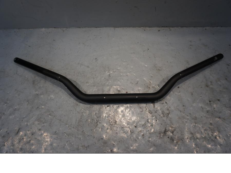 Framsidan på Styre från en Ducati Diavel -2015 motorcykel.