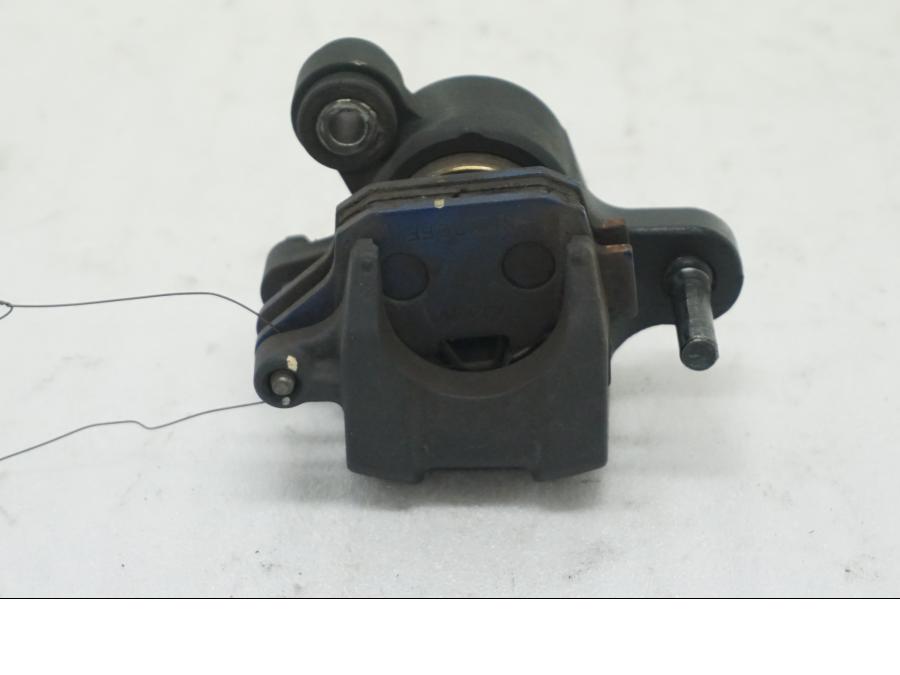 Baksidan på Bromsok från en Honda CBR 500 R -2013 motorcykel.