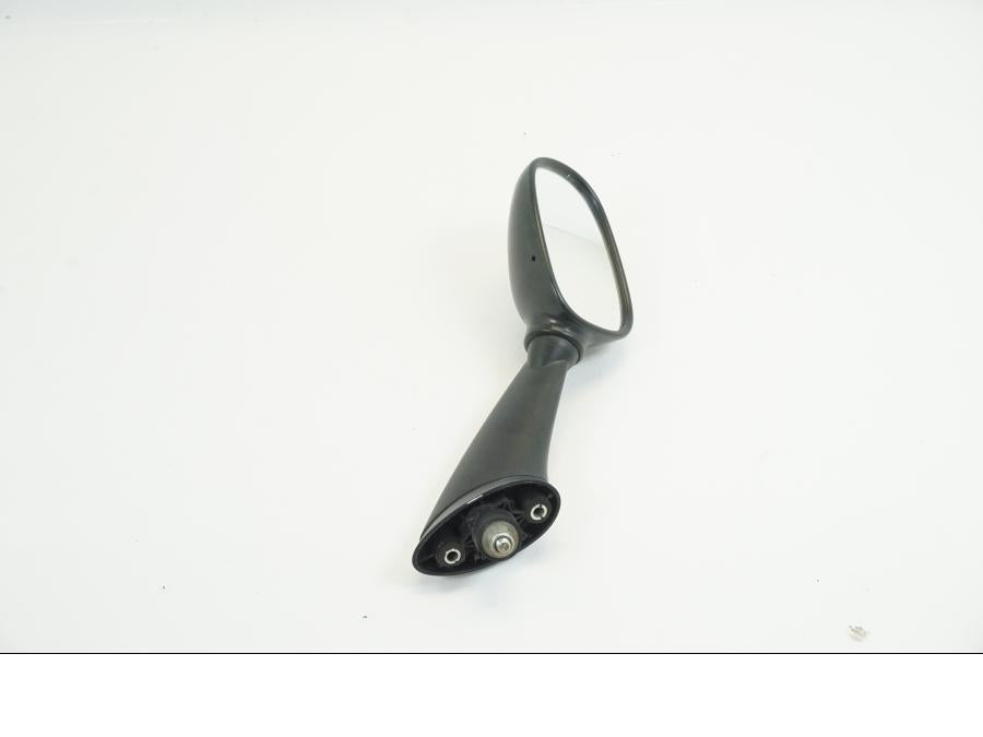 Framsidan på Backspegel från en BMW K 1200 GT -2008 motorcykel.