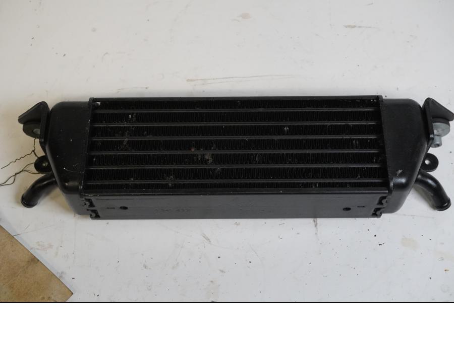 Baksidan på Oljekyl från en BMW R 1150 RT -2003 motorcykel.