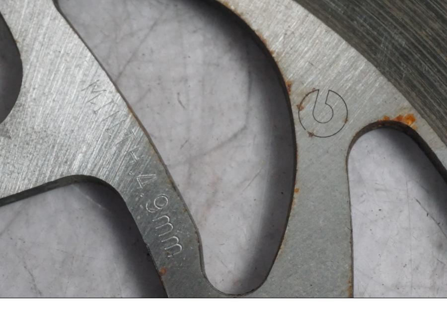 Extrabild1 på Bromsskiva från en BMW K 1600 GTL -2015 motorcykel.