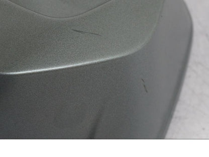 Snett nerifrån på Ventilkåpa från en BMW R 1250 GS -2023 motorcykel.