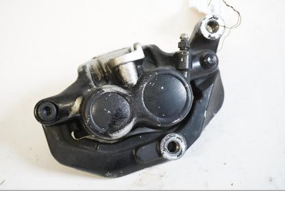 Framsidan på Bromsok från en Yamaha XVS 650 -1998 motorcykel.