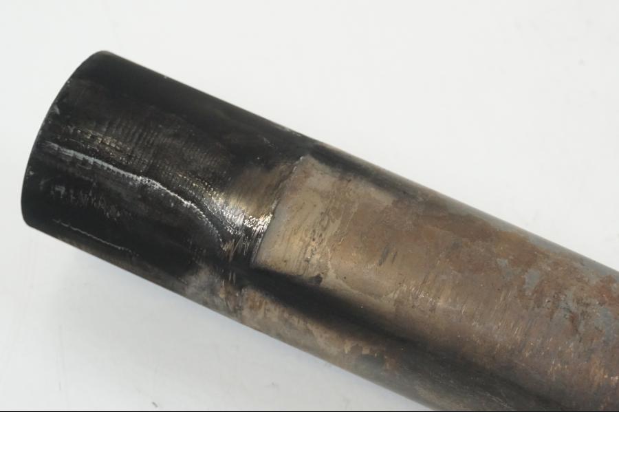 Vänster sida på Grenrör från en BMW F 650 CS -2002 motorcykel.