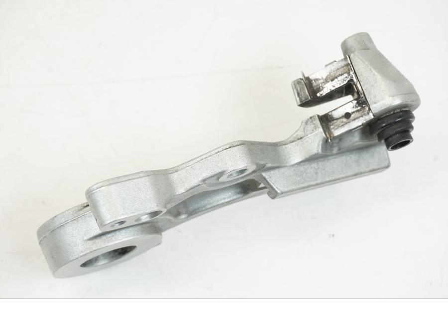 Vänster sida på Bromsoksfäste från en Husqvarna 701 Supermoto -2020 motorcykel.