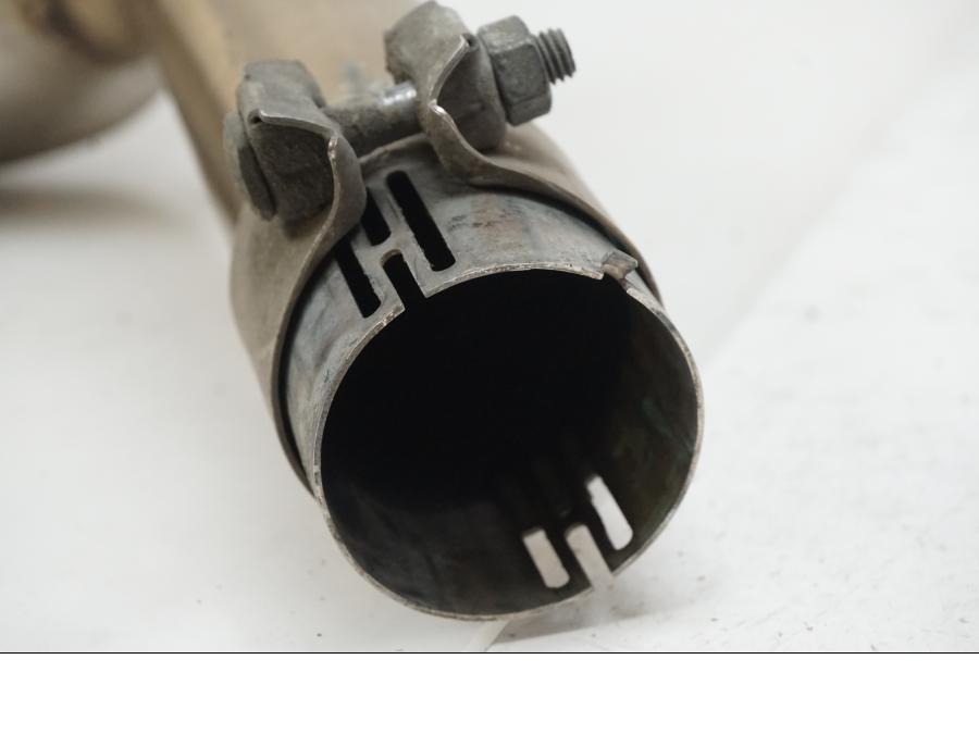 Baksidan på Ljuddämpare från en BMW F 850 GS -2018 motorcykel.