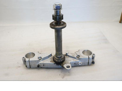 Baksidan på Gaffelkrona från en Yamaha XVZ 13TD -1999 motorcykel.