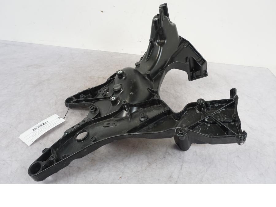 Extrabild3 på Toppkåpstag från en BMW K 1600 GTL -2015 motorcykel.