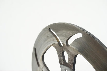 Höger sida på Bromsskiva från en Suzuki VL 1500 -1999 motorcykel.