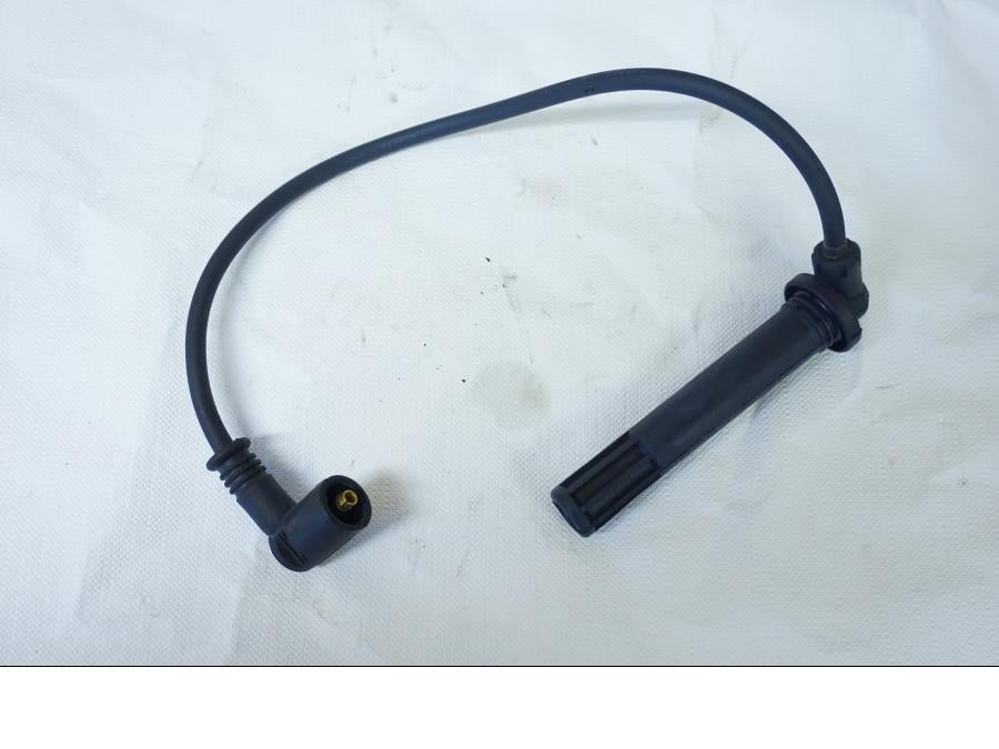 Framsidan på Tändspole från en Ducati 899 Panigale -2015 motorcykel.