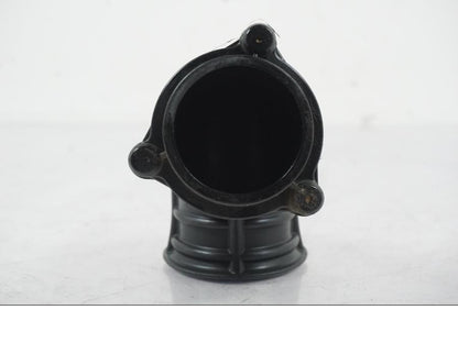 Vänster sida på Luftrör från en MV Agusta Dragster -2014 motorcykel.