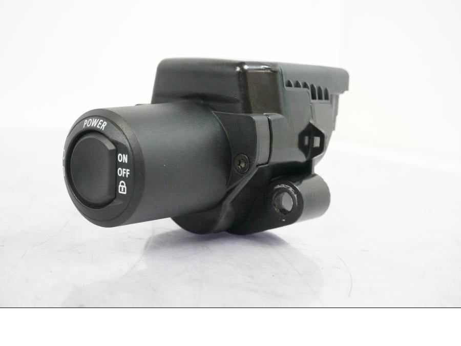 Baksidan på Låssats från en BMW R 1250 GSA -2021 motorcykel.