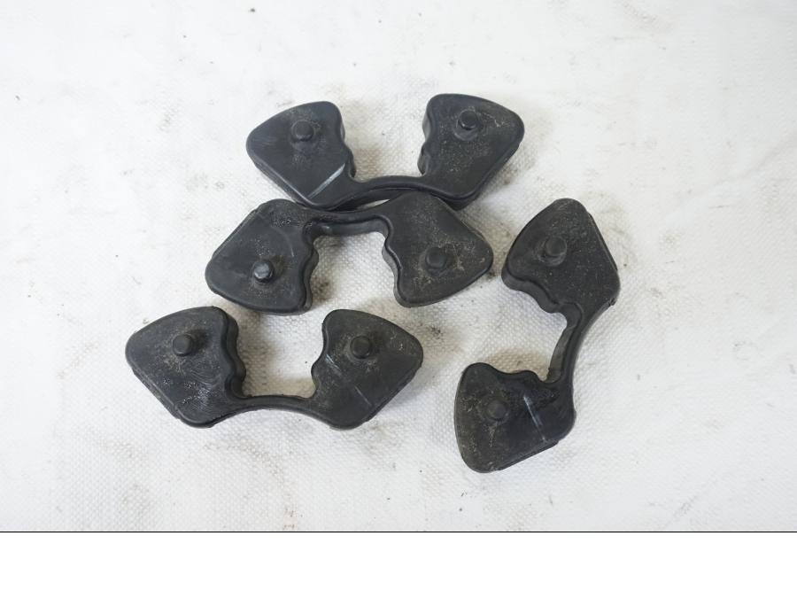 Framsidan på Ryckutjämnare från en Kawasaki ER-6N -2006 motorcykel.