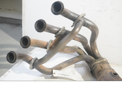 Höger sida på Grenrör från en Kawasaki Z 800 -2014 motorcykel.