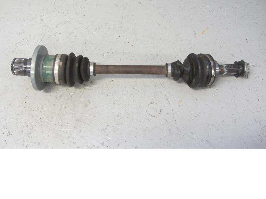 Framsidan på Drivaxel från en Suzuki LTA 750 XP E -2009 motorcykel.