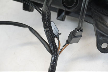 Extrabild4 på Strålkastare från en Suzuki GSX 1300 R -2017 motorcykel.